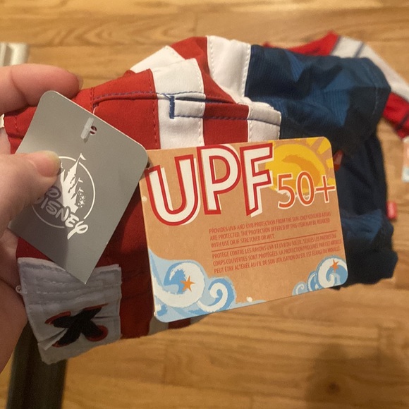 🚀NWT🚀 Disney Captain America boys swimwear sz 2T - Picture 10 of 10